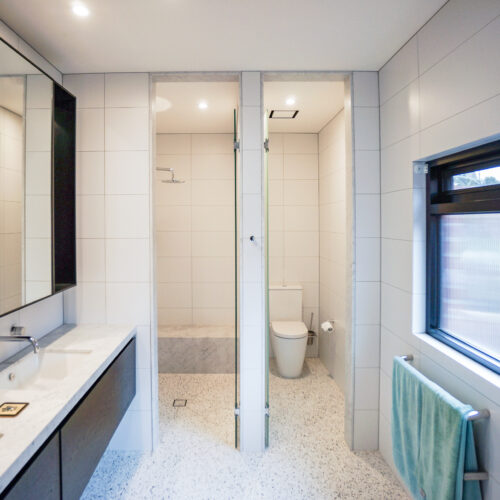 flow_tiling_canterbury_tiler_ensuite_26