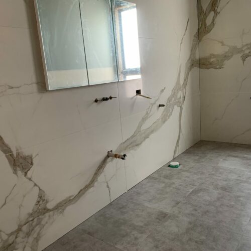 flow_tiling_bathroom_ensuite_tiling121