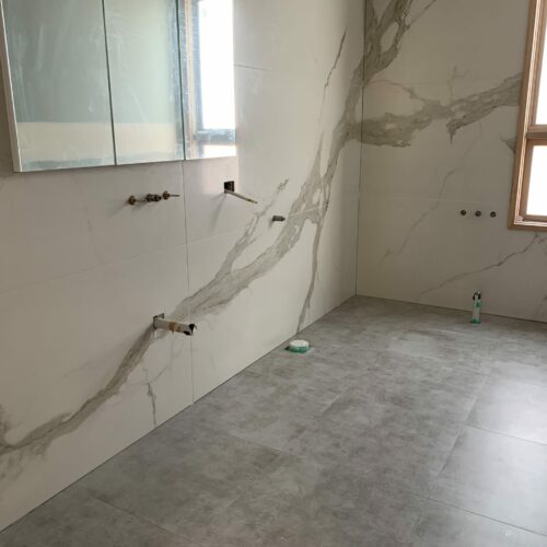 flow_tiling_bathroom_ensuite_tiling23