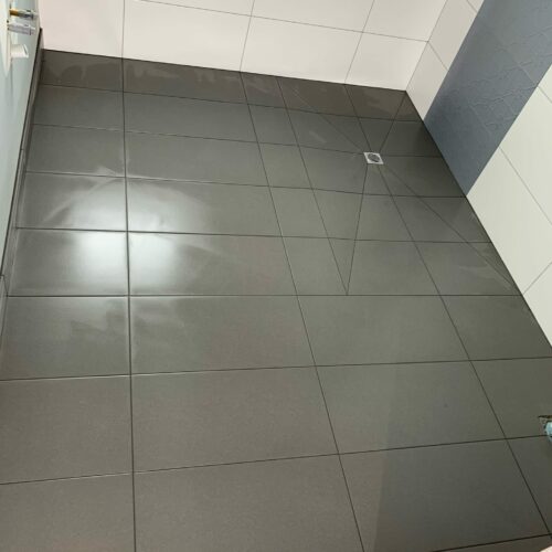 flow_tiling_bathroom_ensuite_tiling55